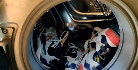 can you put new balance sneakers in the dryer